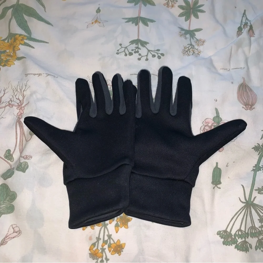 Nike gloves